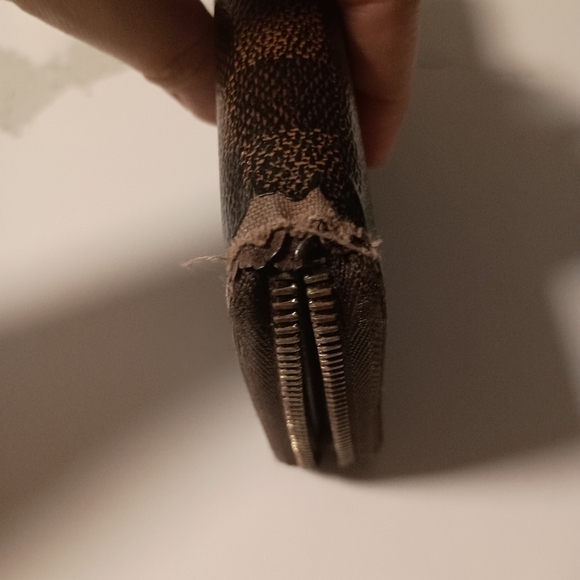 Authentic Louis Vuitton Damier Ebene Canvas Long Zippy Wallet / Organizer - Picture 9 of 14